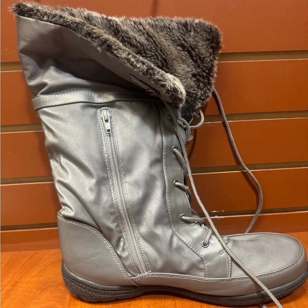Women's Silver Winter Boots with Faux Fur Lining